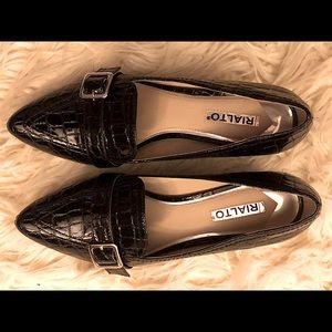 Rialto Woman’s Dress Shoes